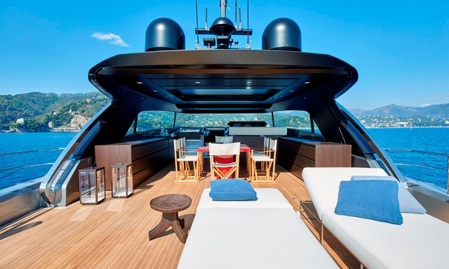 Aida yacht Enclosed Convertible Flybridge