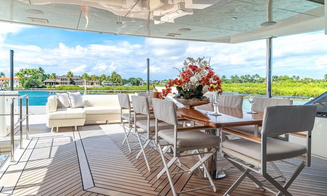 Just a Vacation yacht Al Fresco Dining