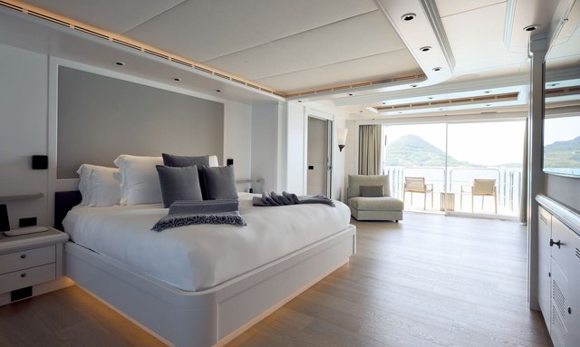 Arbema yacht Owner's Suite