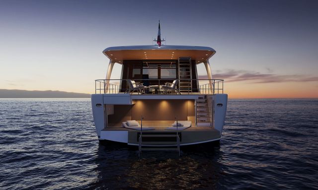 SHE / 01 yacht Transforming Stern Terrace