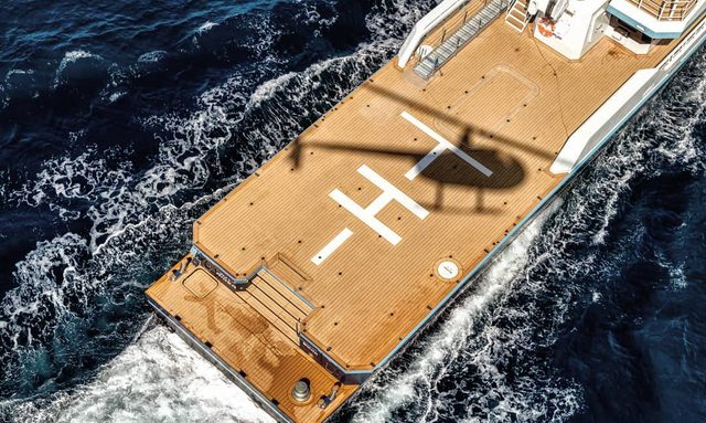 Bansky yacht Versatile Aft Deck