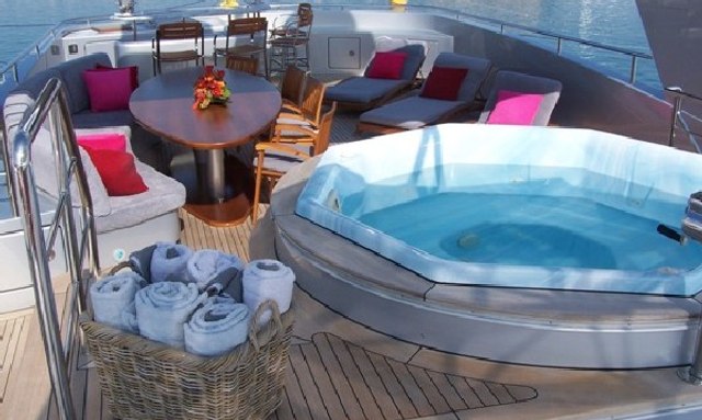 Annamia yacht Jacuzzi on Sundeck