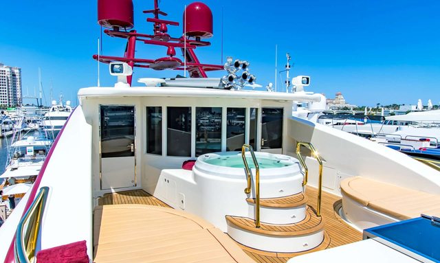 Cabernet yacht Jacuzzi Deck