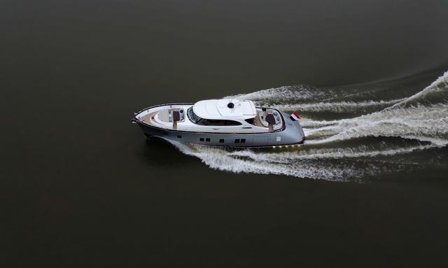 Silver Dawn yacht Impressive Fuel Range