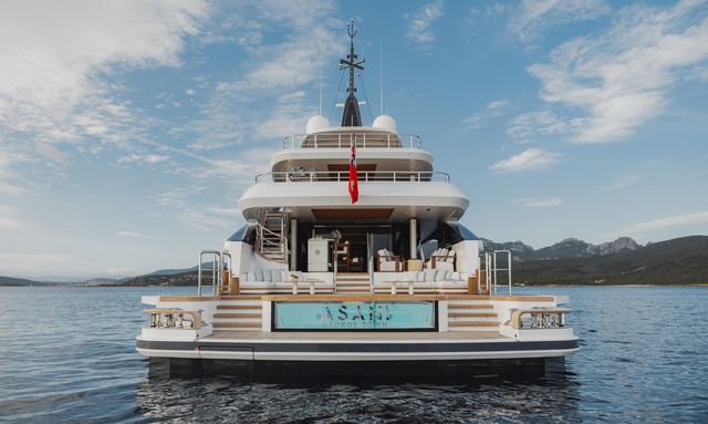 Asani yacht Benetti's Oasis Deck