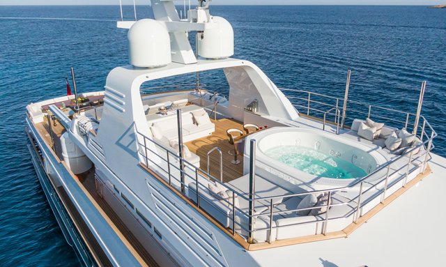 Emerald yacht Sun Deck