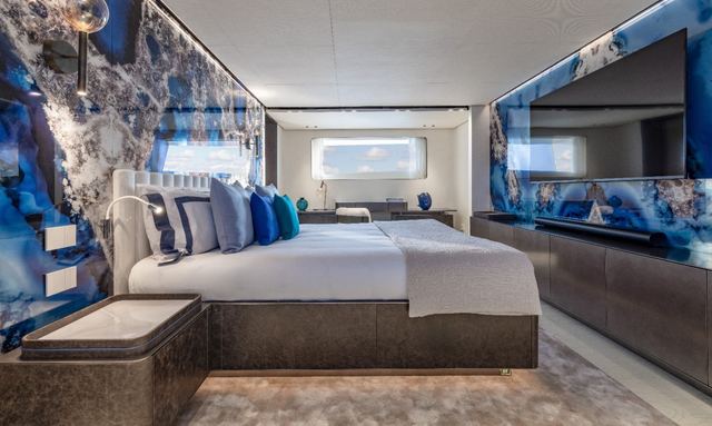 Acqua Chiara yacht Owner’s Suite with Spa Bathroom