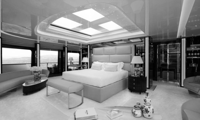 Emir yacht Royal Master Suite