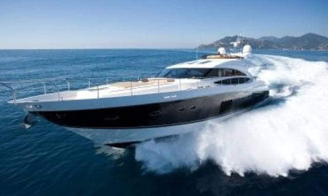 Agave yacht Hidden Sportbridge Design