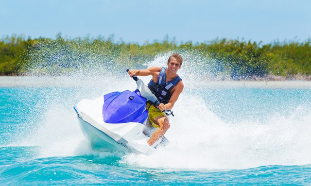 Ginger yacht Twin Toy Storage