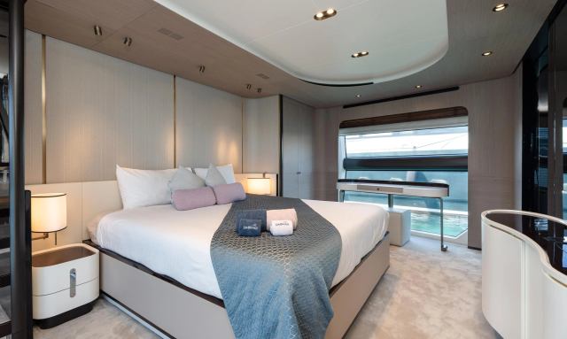 Dabmar yacht Main Deck Owner’s Suite