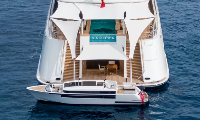 Sakura yacht Aft Deck Pool