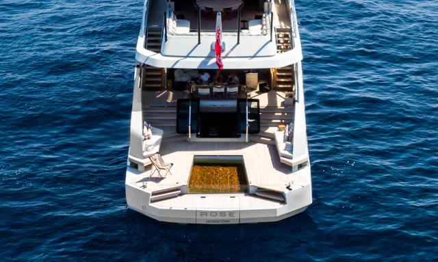 Rose yacht Sunken Pool at the Beach Club