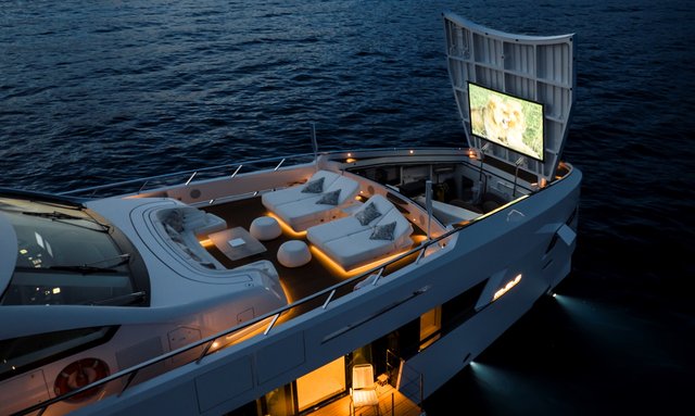 Milele yacht Outdoor Cinema