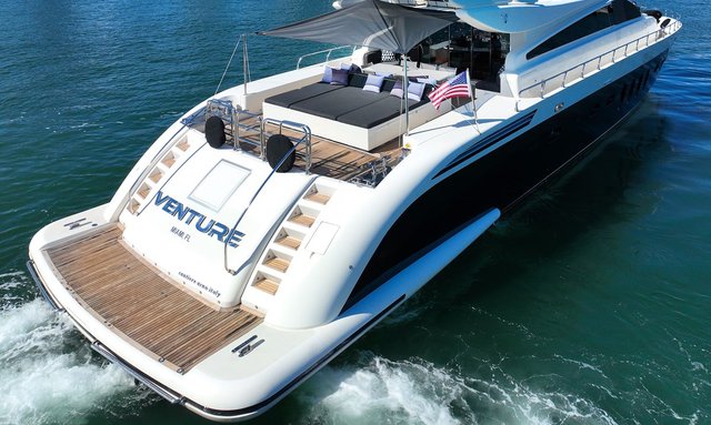 Venture yacht Swim Platform