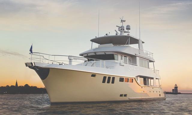 Kestrel yacht Unique Yellow Color