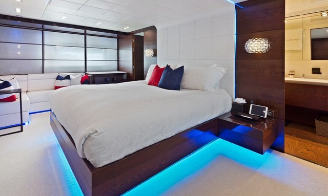 Five Waves yacht Opulent Master Stateroom