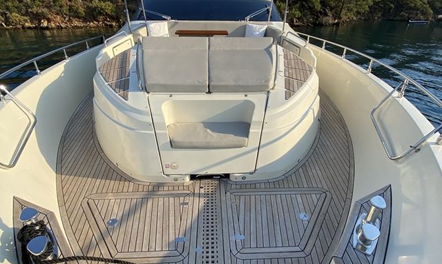 Dolly yacht Smart Storage from Bow to Stern