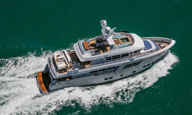 Atlas yacht Convertible Boat Deck