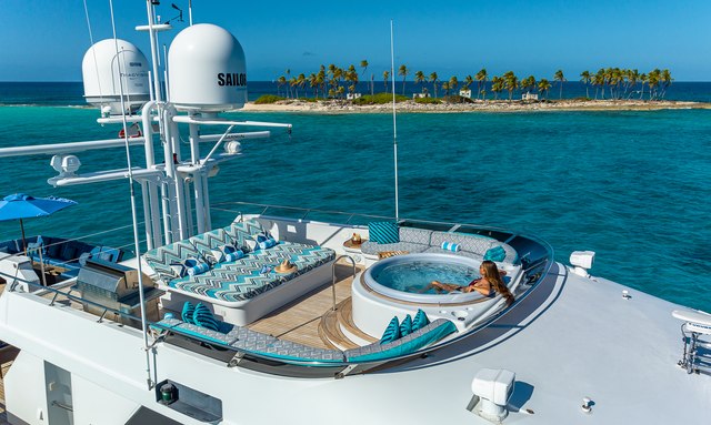 Sweet Escape yacht Sundeck Amenities