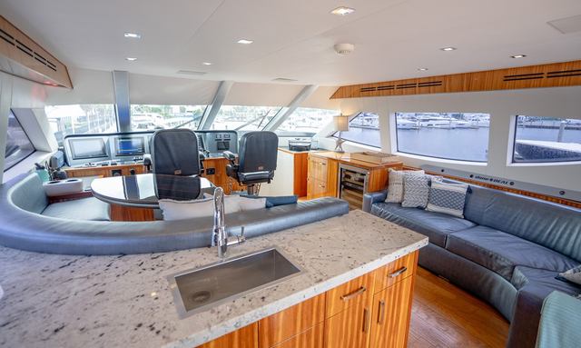 Ritz Sea yacht Enclosed Flybridge