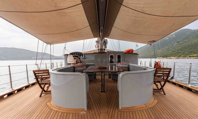 Le Pietre yacht Spacious Cockpit