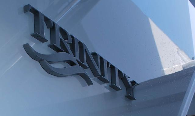 Themis yacht Trinity Legend Series Heritage