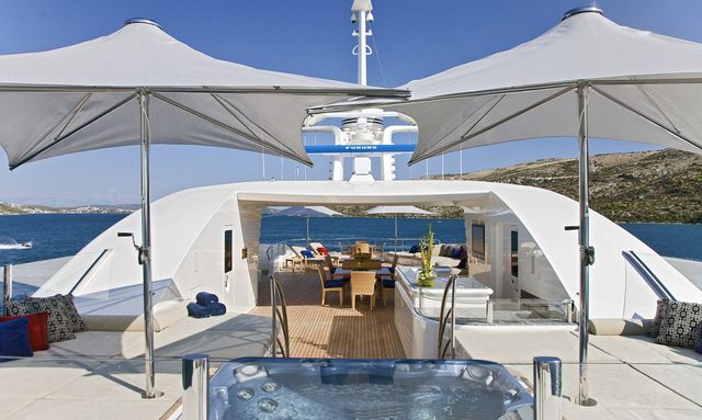 Mary-Jean II yacht Jacuzzi with View