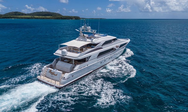 Driven yacht Fishing Cockpit