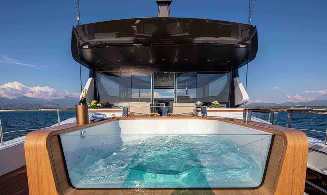 Sophia yacht Foredeck Jacuzzi
