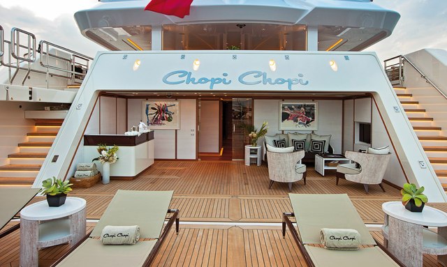 Chopi Chopi yacht Beach Club