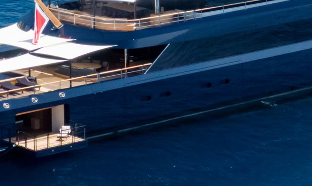 Drizzle yacht Side-Loading Tender Garage