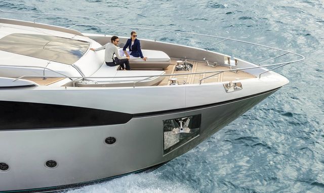 M-Sea yacht Low, Arrow-Shaped Bow Design