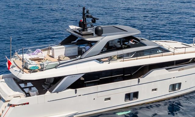 Marea yacht Social Flybridge Layout