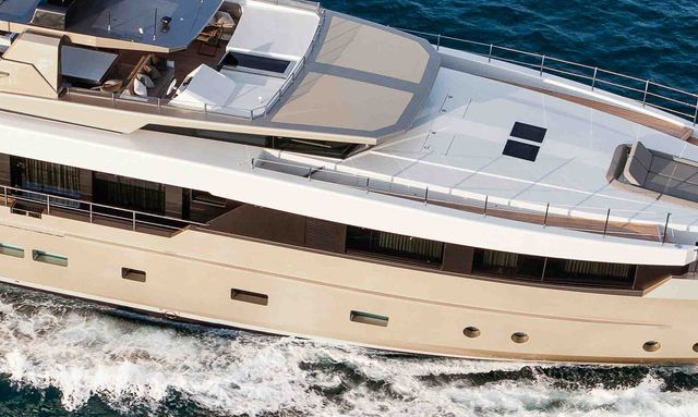 Safe Haven yacht Bronze-gold Admiral styling