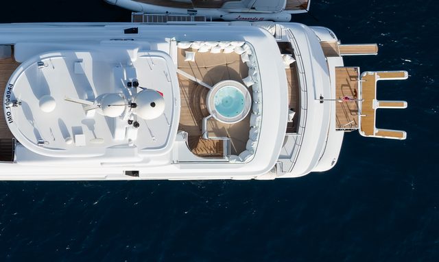 Leonardo III yacht Sundeck Jacuzzi Terrace