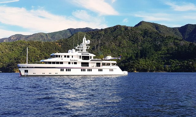 Promise. yacht Touch and Go Helipad Aft