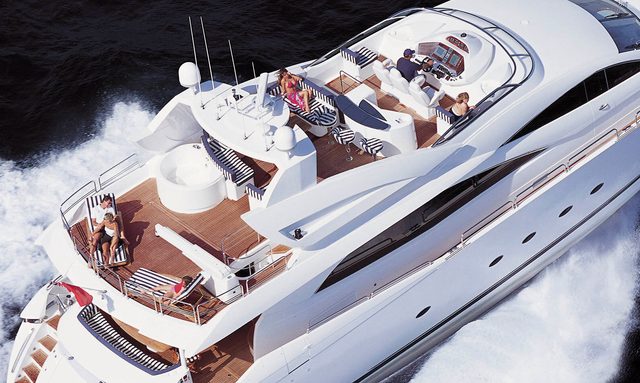 Winning Streak 2 yacht Flybridge With Jacuzzi And Open Layout