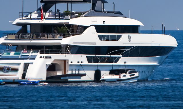 Alulim yacht Floodable Tender Garage