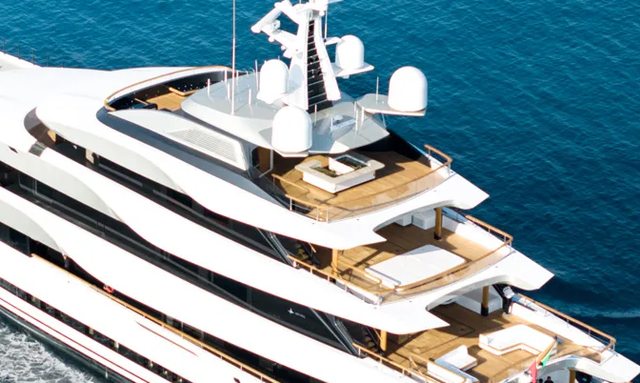 Platinum yacht Recessed Teppanyaki Sundeck