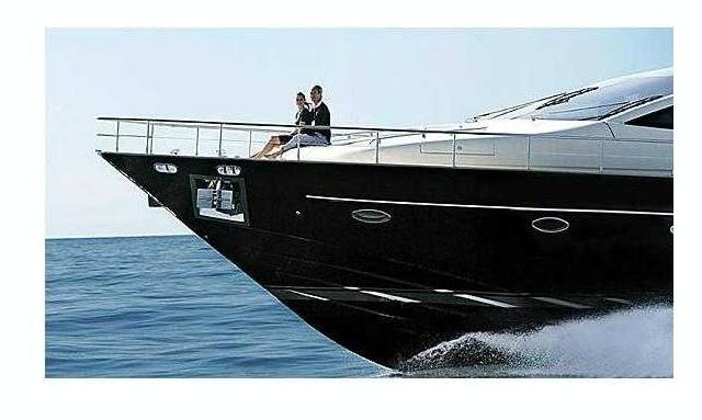 888 yacht Fast Hull Without Sacrificing Volume