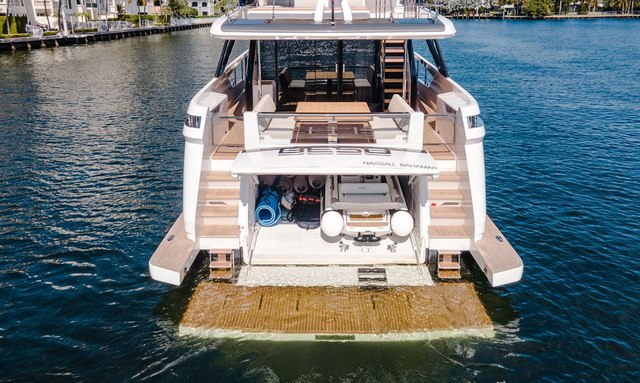 Beso yacht Expansive Beach Club Space