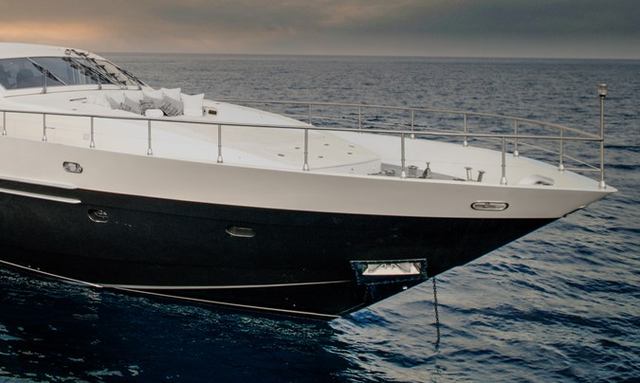 Aya One yacht Long Foredeck Living