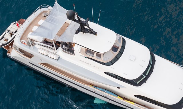 Archipelago yacht Protected Sundeck