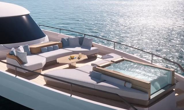 Crystal III yacht Infinity Pool Forward
