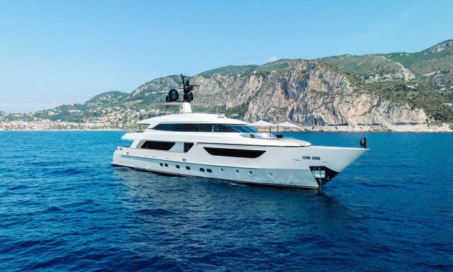 Away - Winner of 2010 Best Semi - Displacement or Planning Yacht 30m - 39m