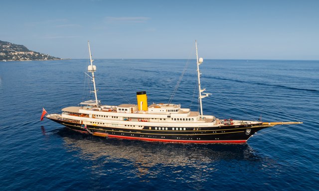 Nero - Winner of 2017 Master Cabin