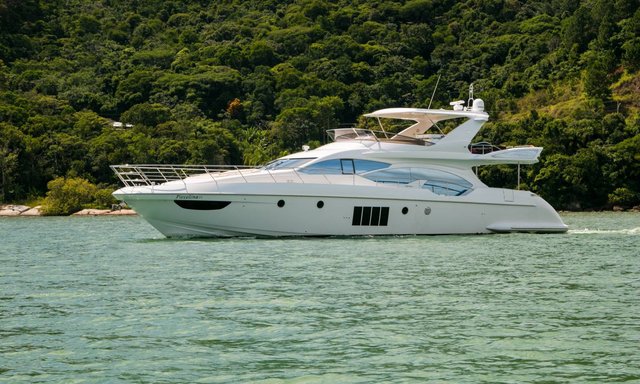 Azimut 70 - Winner of 2008 Most Innovative Yacht of the Year