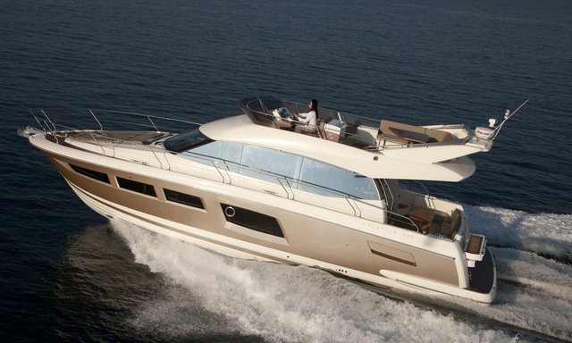 500 - Winner of 2011 Best Motor Yacht (up to 24m)