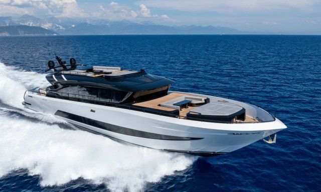 AB 110/ 01 - Winner of 2025 Semi-Displacement or Planing Motor Yachts - 33m to 39.9m